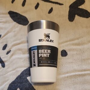 Stanley Classic White and Silver Beer Pint